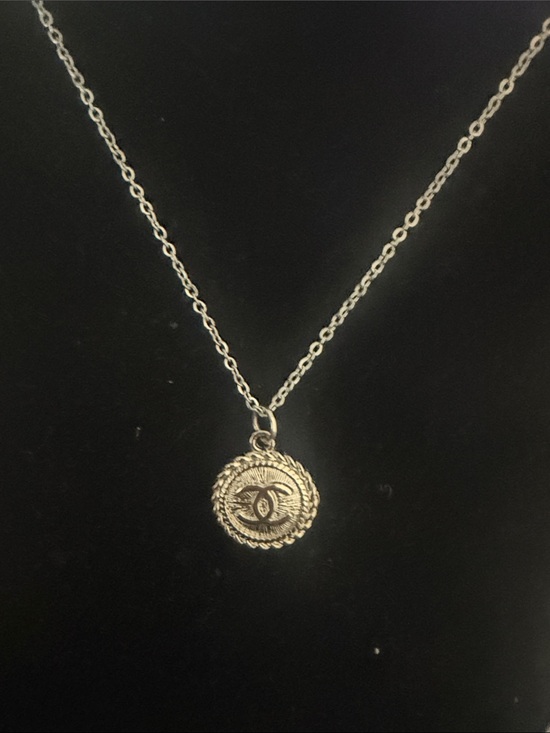 Upcycled Jewelry - Upcycled Medallion Pendant Necklace - Silver Tone